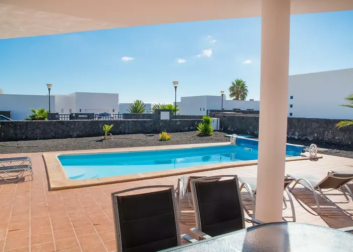 Villa: Villas Blancas