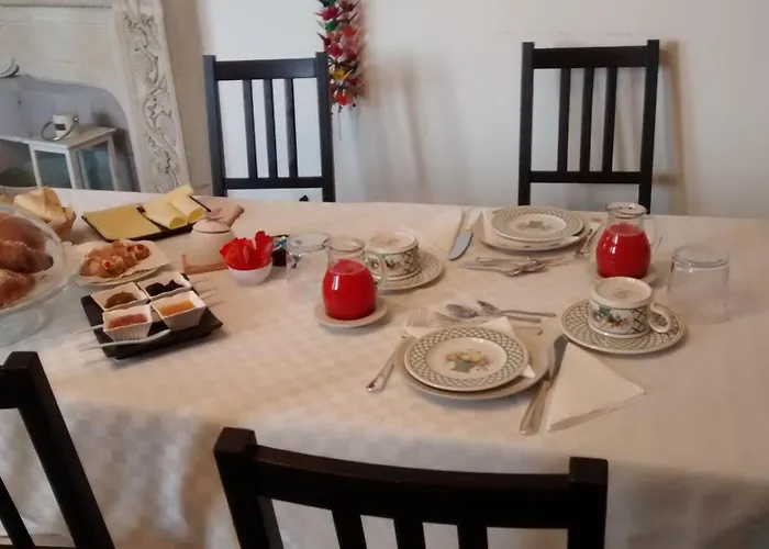 La Cage Aux Folles B&B