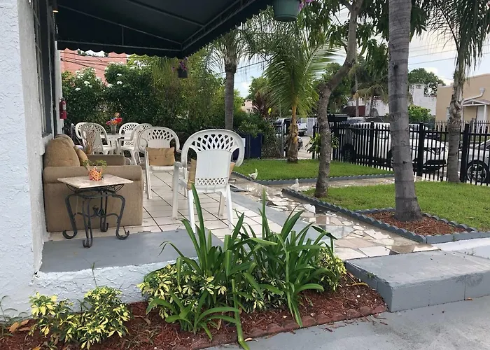 Close To Everything Miami