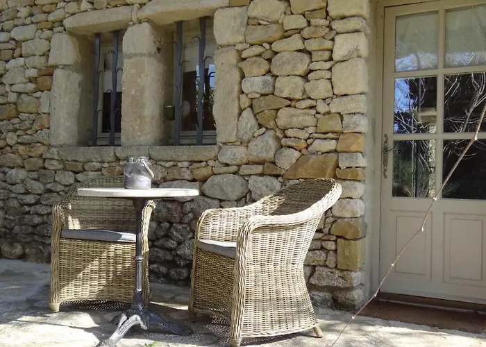 Bed and Breakfast Les Olivettes le mazet à Uzès