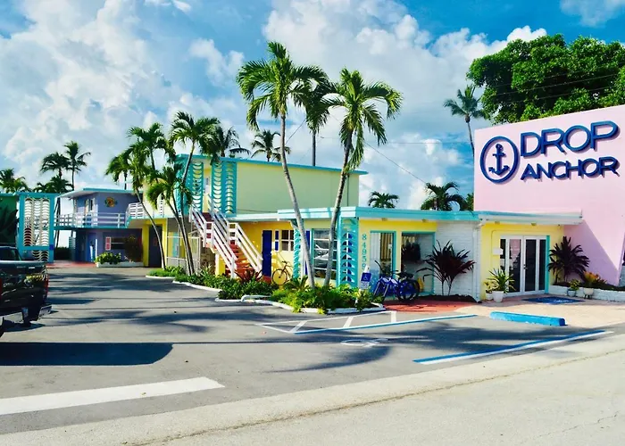 Cheap hotel: Drop Anchor Resort & Marina