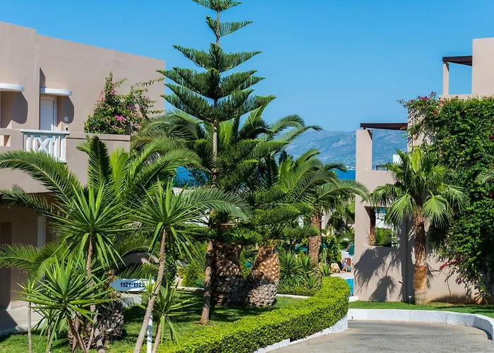 Hotel: Grand Hotel Holiday Resort