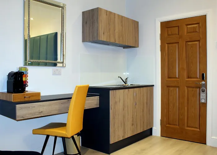 Apartment: 1 Craven Hill Gardens