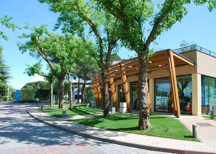 Hotel with Tennis: Camping Village Garden Paradiso