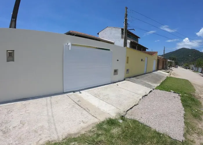 Vila: Lugar tranquilo na praia