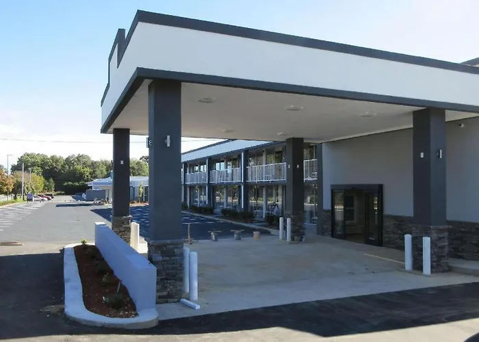 Cheap hotel: Quality Inn