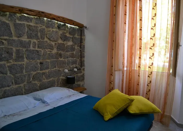 Borgo Marinaro La Medusa Arbatax - camera matrimoniale con bagno privato-