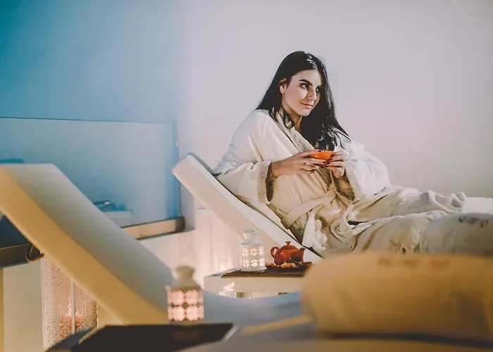 Suite 10 Home Design & Spa