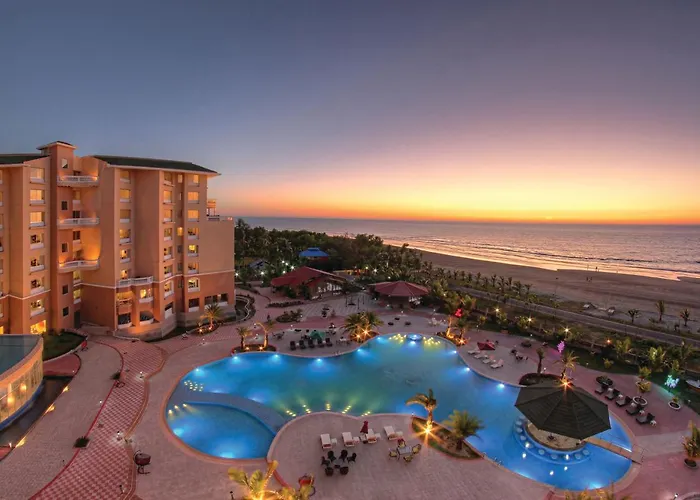 Hotel with Tennis: Sea Pearl Beach Resort & Spa Cox'S Bazar