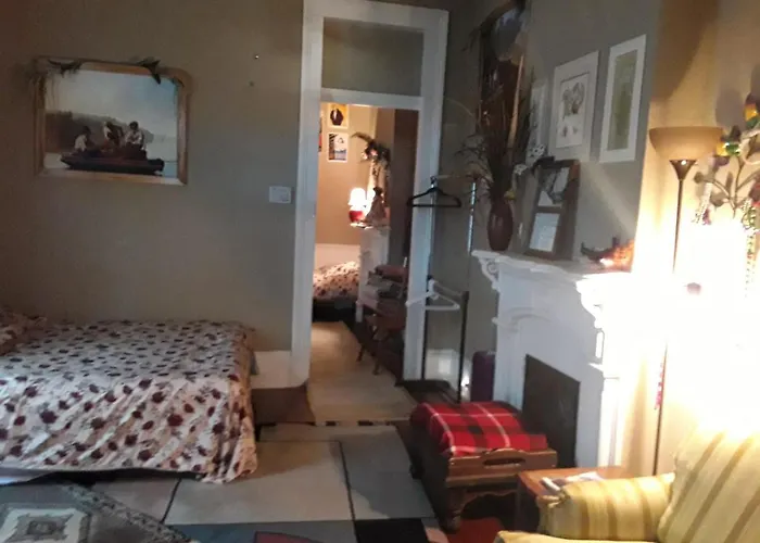 Creole Victorian For Groups Large And Small