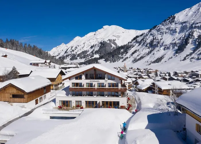 Hotel Schranz - Ski In & Ski Out