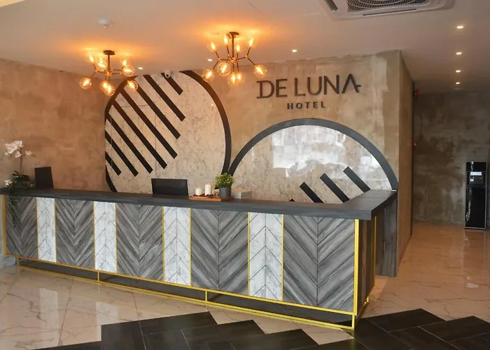  Luna Sri Petaling