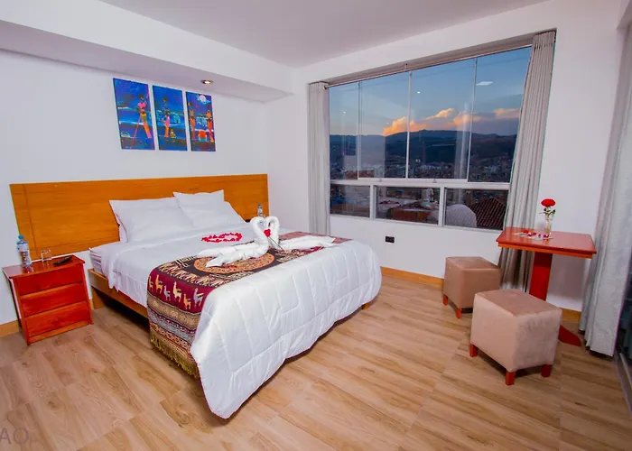 Cheap hotels Latinos House Cusco